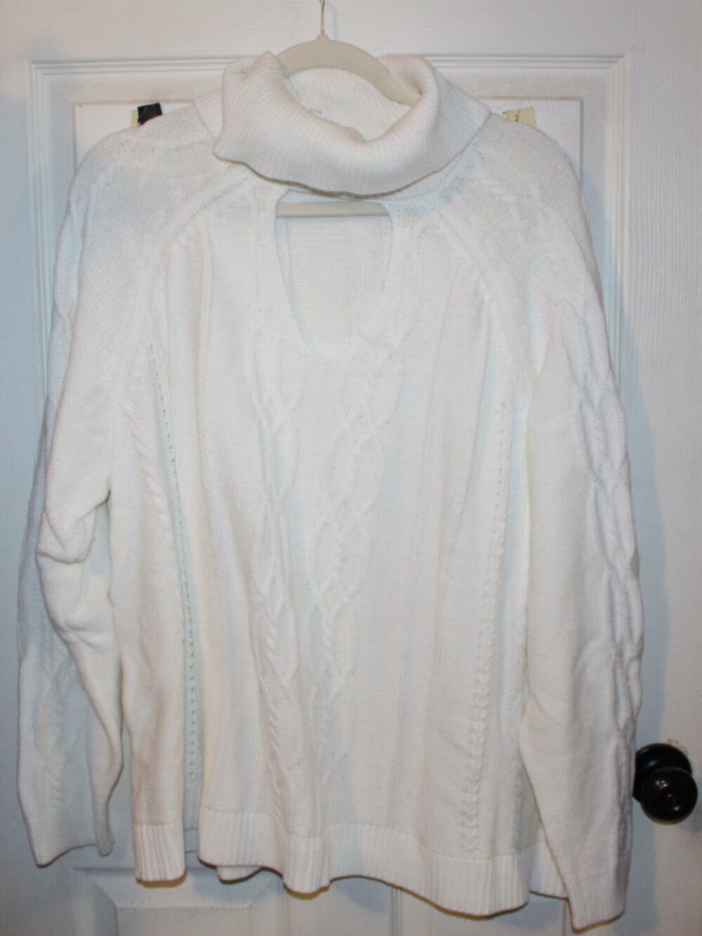 NWT Lane Bryant Keyhole front sweater, SEXY!! 26/28W